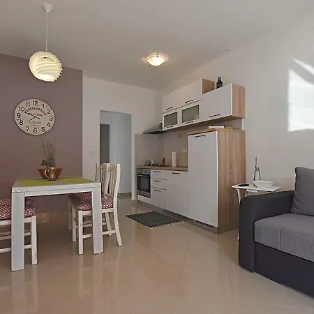 Apartment Marine Sukosan